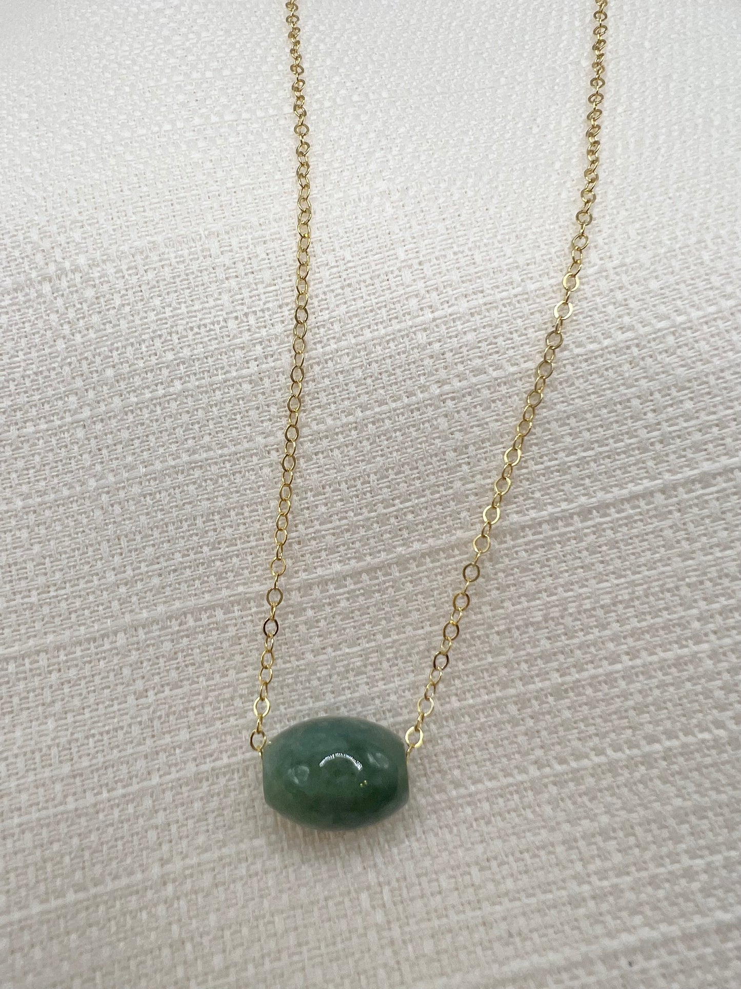 Green Barrel Floating Jade Necklace